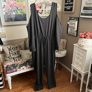 Venus gray cold shoulder pant jumpsuit size 2X